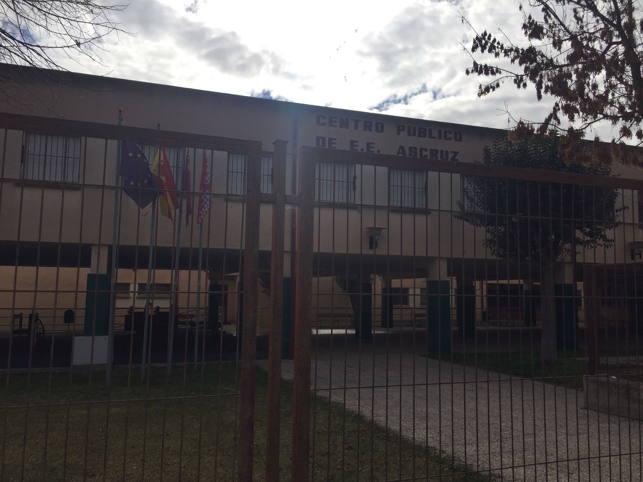 UGT Servicios Públicos denuncia que no se aplican las medidas de protección ante riesgos laborales contra la Covid al personal de ASCRUZ y Pilar Soubrier, centros escolares/residencias con usuarios vulnerables